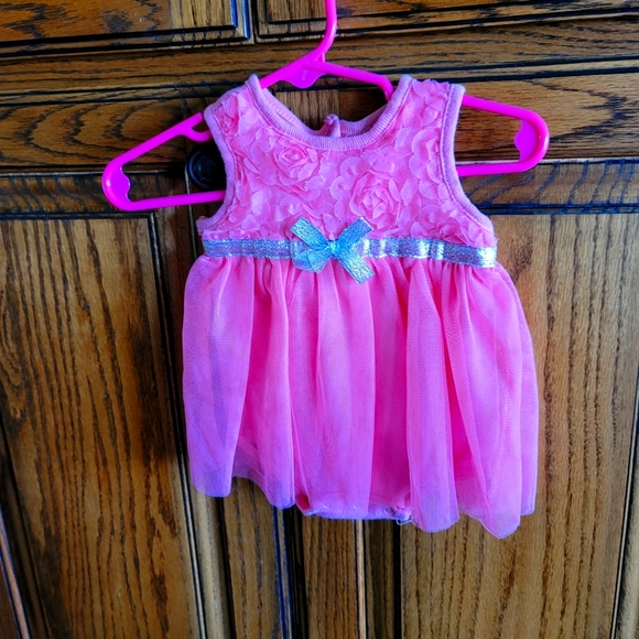 Dress - Picture 1 of 1